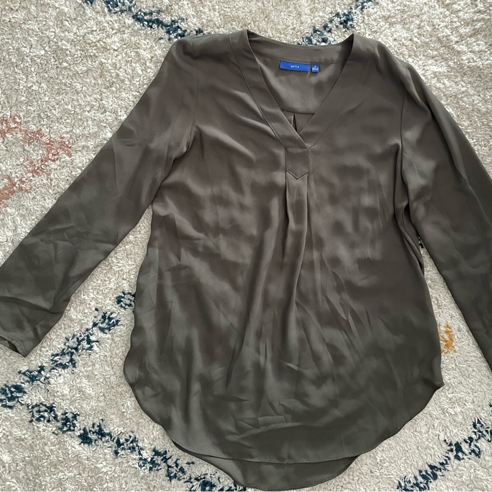 Apt. 9 Olive Green Blouse